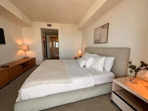 1 室のベッドルーム、デスク、アイロン / アイロン台、WiFi