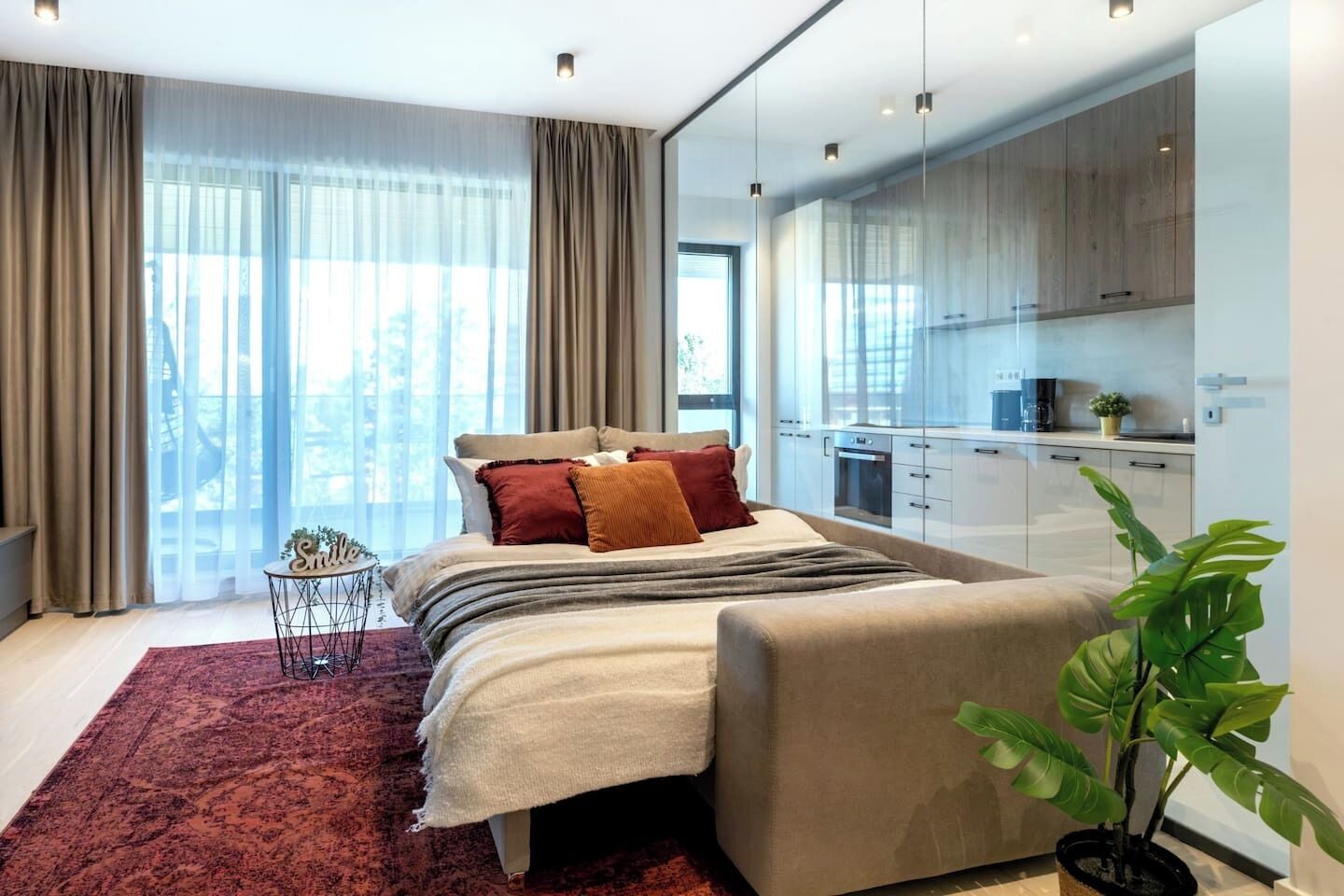 1 bedroom, desk, iron/ironing board, WiFi