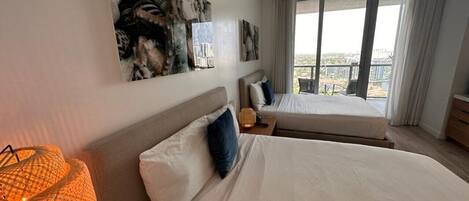 1 chambre, bureau, fer et planche à repasser, Wi-Fi