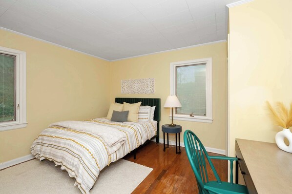 House, Multiple Beds, Kitchen | 3 bedrooms, individually decorated, individually furnished, free WiFi