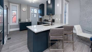 House, Multiple Beds, Patio | Private kitchen | Fridge, microwave, oven, stovetop