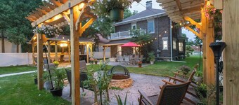 4 BDR Lake Geneva Estate Across From Beach!