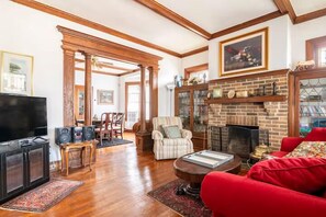 Family House | Living area | 50-inch Smart TV with digital channels, Netflix, DVD player - Cozy Cape Cod Bungalow (York)