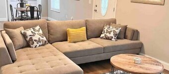 Cozy & Private home w/ in-ground pool