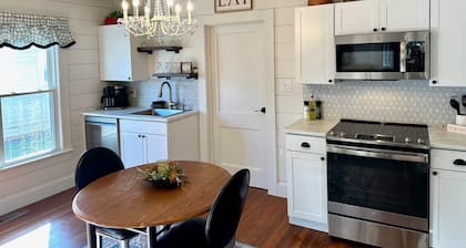 The Wright Choice | Cozy Spot- Near to Aviation Museum