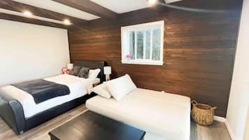 3 chambres, fer et planche à repasser, Wi-Fi gratuit, draps fournis