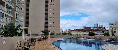 Apartment | Pool | Outdoor pool
