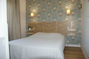 2 bedrooms, iron/ironing board, free WiFi - Gwazel cottage (CHERRUEIX)