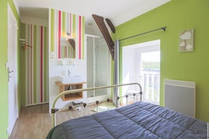 4 chambres, fer et planche Ă repasser, Wi-Fi gratuit