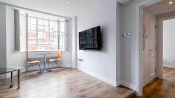 Basic Apartment, 1 Double Bed | Interior