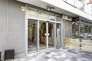 基本公寓, 1 張加大雙人床 | 外觀