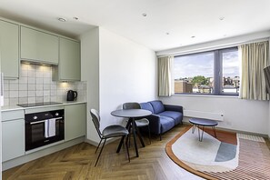 Appartement, 1 lit double | Cuisine privée | Réfrigérateur, four, plaque de cuisson, lave-vaisselle