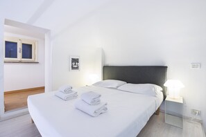 1 soverom, strykejern/-brett, wi-fi (inkludert) og sengetøy