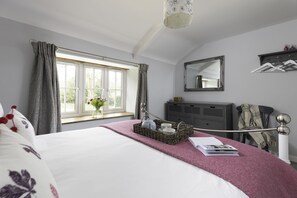 2 soverom, strykejern/-brett, wi-fi (inkludert) og sengetøy