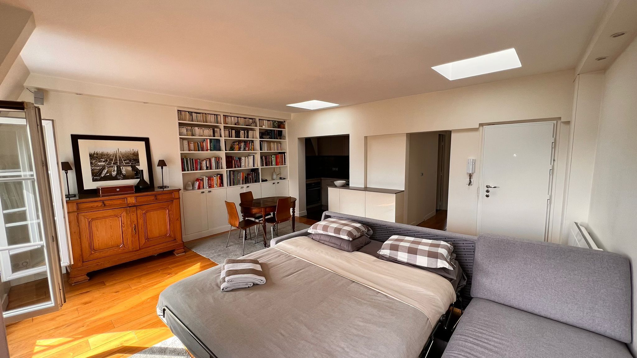 1 makuuhuone, silitysrauta/-lauta, Wi-Fi, vuodevaatteet