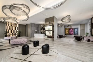 Lobby - Condo Resort in Hollywood Beach 06 (Hollywood)