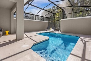 Beheizter Pool