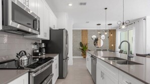 Private kitchen - 4 Bedroom/ 3 Bathroom/ Storey Lake (2521RT) (Kissimmee)