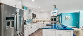 7BR Pet-Friendly Home w/ EV Charger & Room for 18+ Guests