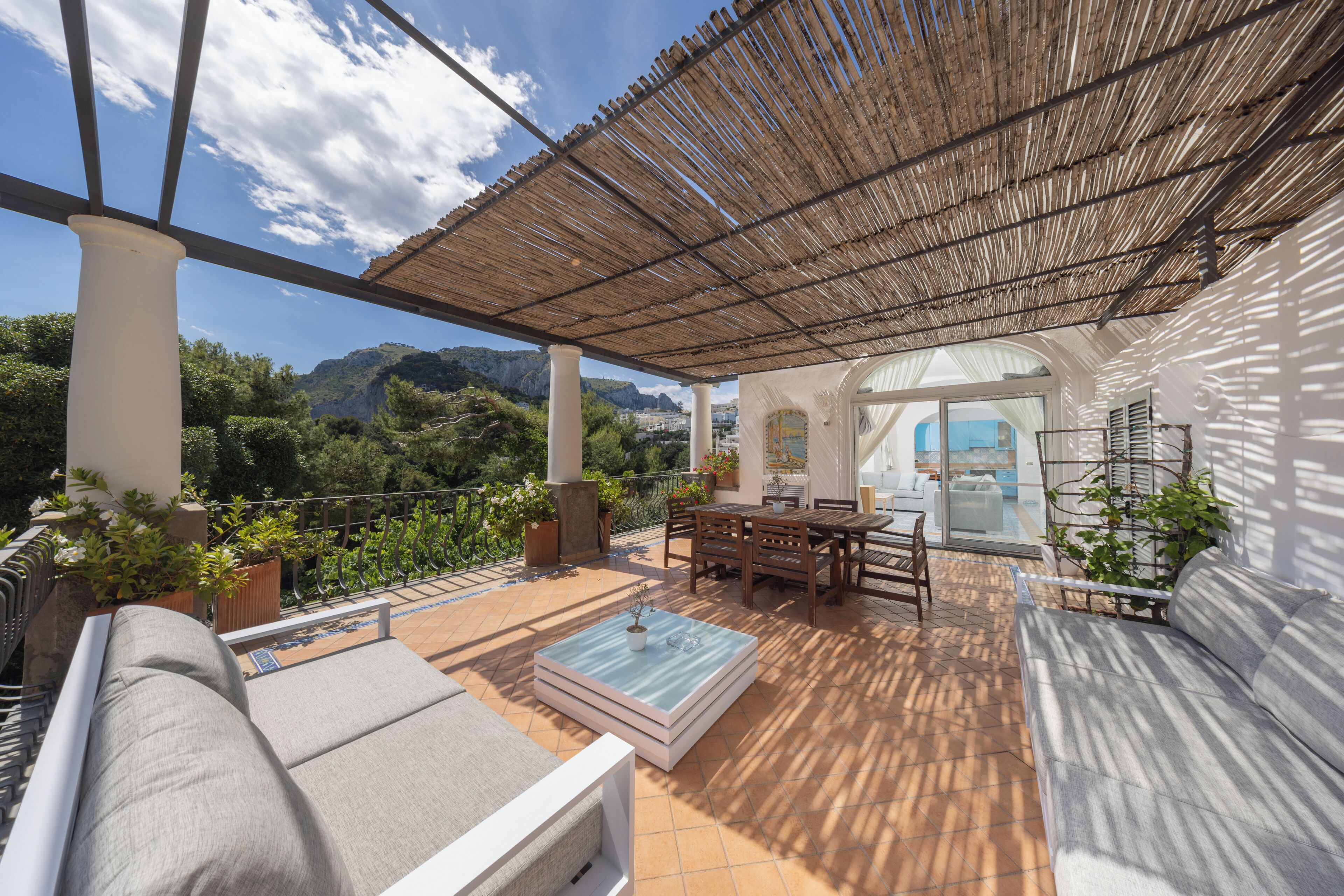 Appartamento Premium, 2 camere da letto, vista mare, fronte mare | Terrazza/patio