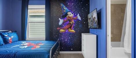 5 Schlafzimmer, Reisekinderbett, WLAN, Bettwäsche