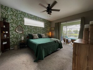 4 habitaciones, tabla de planchar con plancha y cuna de viaje