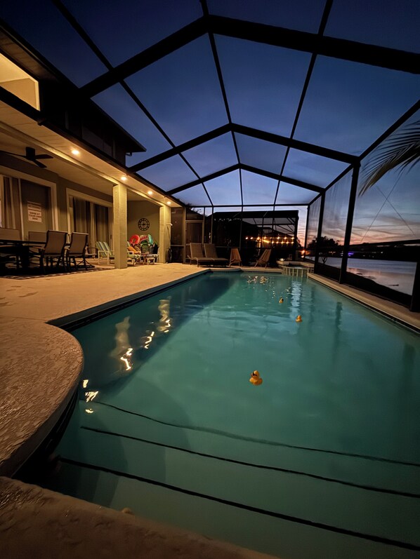 屋外プール、温水プール