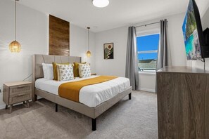 5 Schlafzimmer, Bügeleisen/Bügelbrett, Reisekinderbett, WLAN