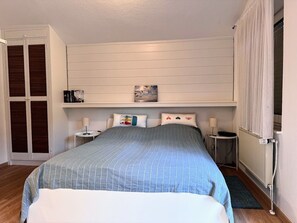 1 quarto, roupa de cama