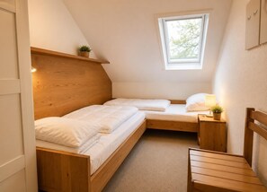 2 bedrooms, bed sheets