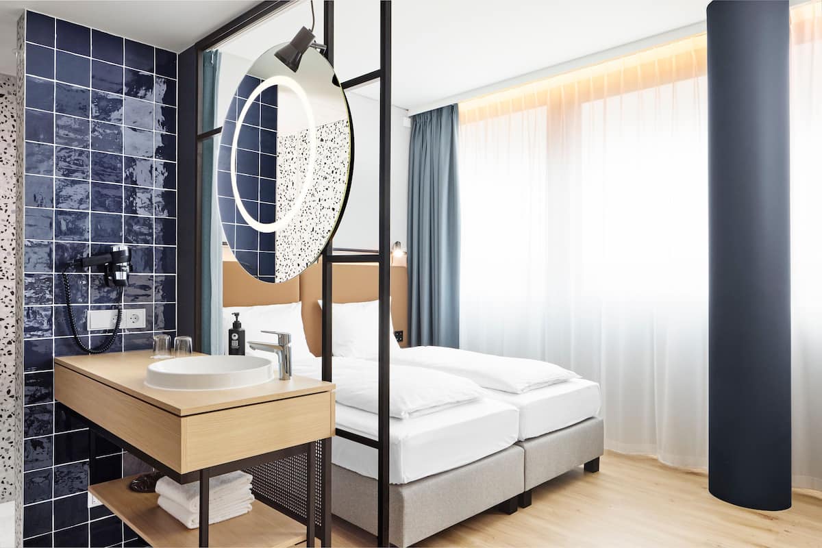 Comfort tweepersoonskamer | 1 slaapkamer, hypoallergeen beddengoed, gratis babybedden, gratis wifi