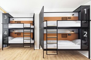 Ropa de cama hipoalergénica, wifi gratis y ropa de cama 