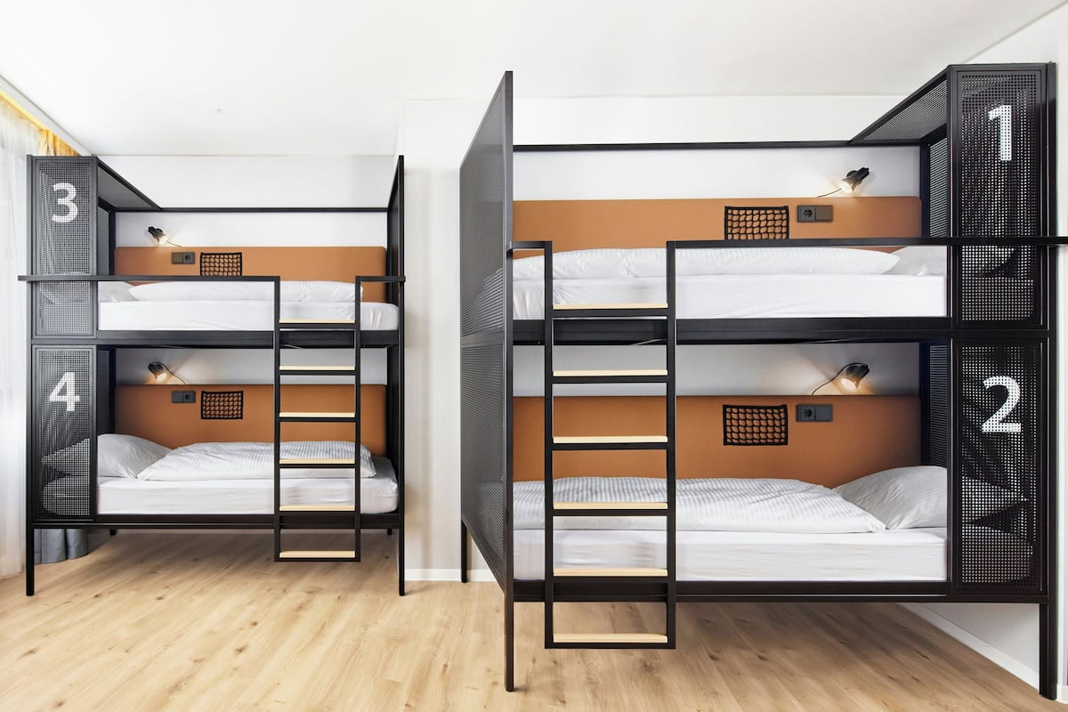 Standard Quadruple Room, 1 Bedroom (Multi-bed room)