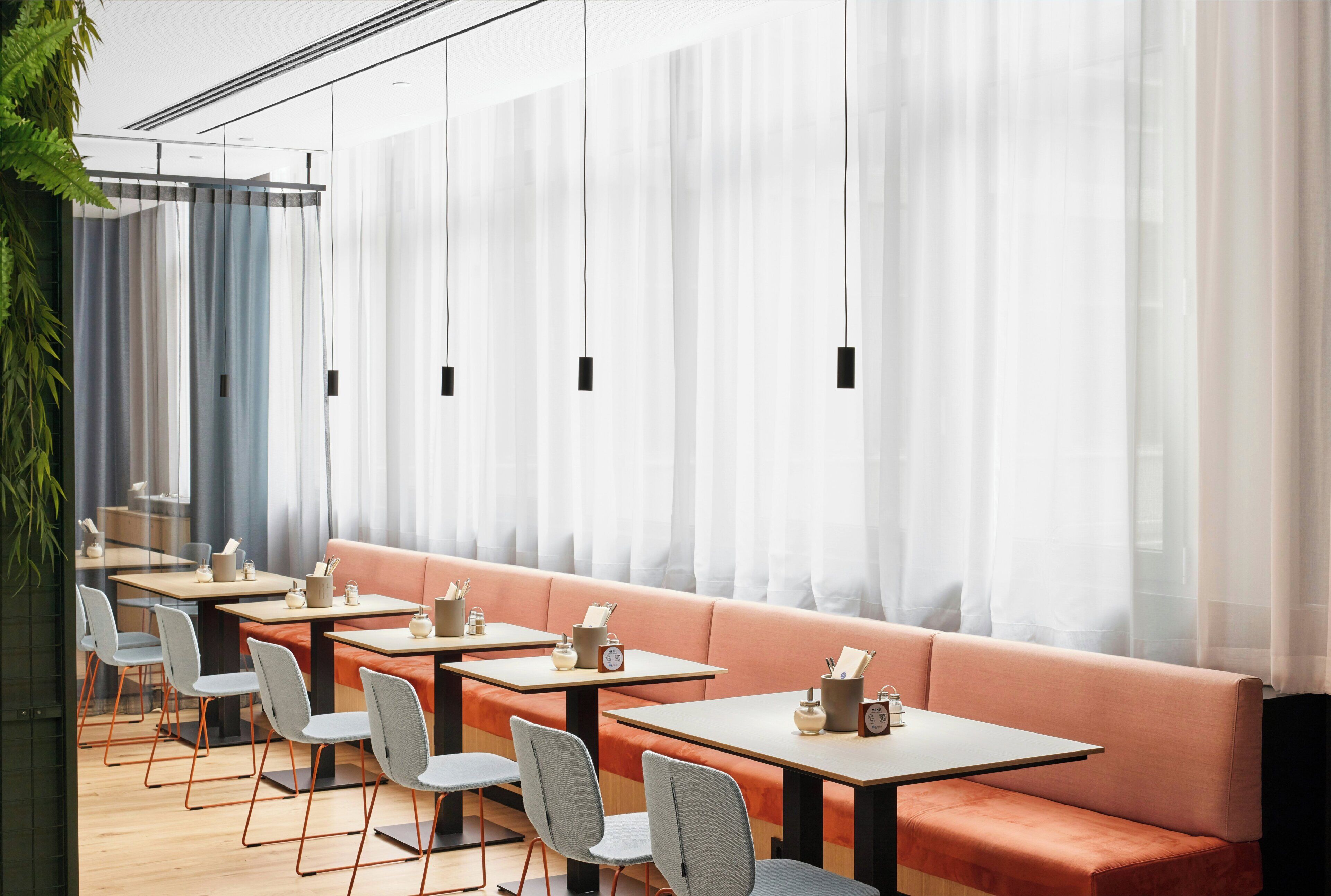 Bar lounge