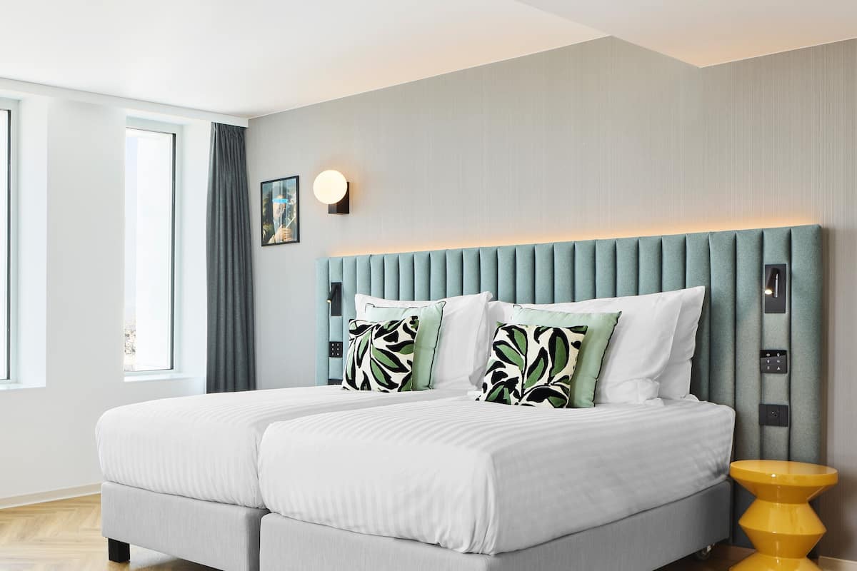 Superior Room, 2 Twin Beds | Desk, blackout drapes, soundproofing, free cribs/infant beds