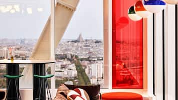 2 Bars/Lounges, Bar auf der Dachterrasse