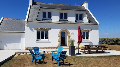 Maison Rénovée à 900 m de la mer