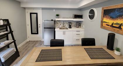 Private & cozy suite located in Fort Langley