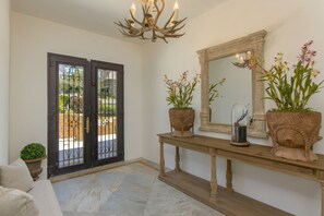 Interior - Stunning Spanish Villa with Gorgeous Pool (San Diego)