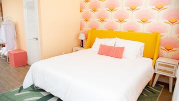 Free WiFi, bed sheets
