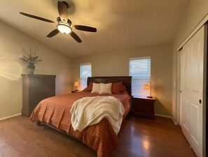 3 habitaciones, cuna de viaje, wifi gratis y ropa de cama 