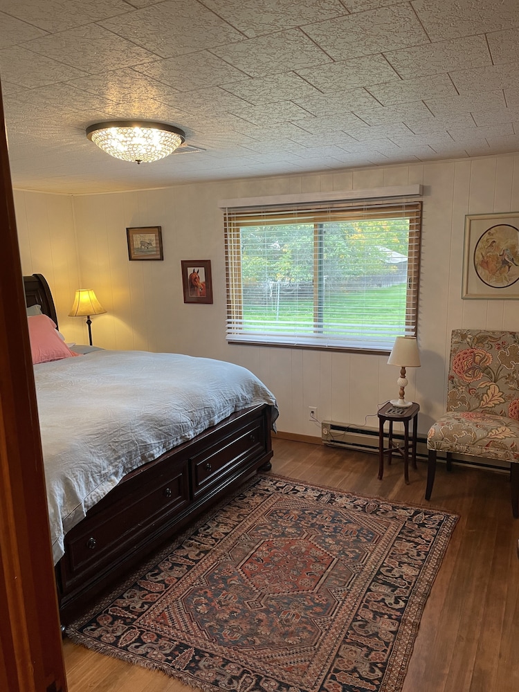 Unique historic 2 bedroom home in downtown Stevensville. Pet friendly