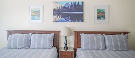 Deluxe Room | Individually decorated, individually furnished, free WiFi, bed sheets