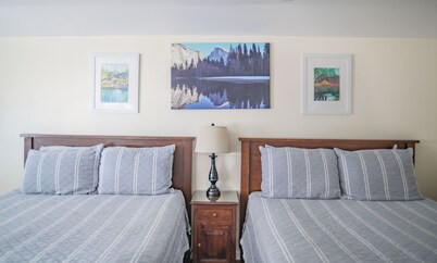 Mt Williamson汽车旅馆和基地营