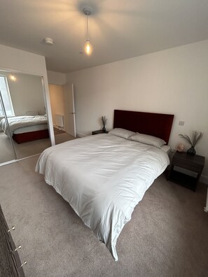 Apartment | 2 bedrooms, free WiFi, bed sheets