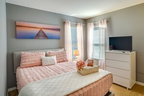 4 bedrooms, Internet, bed sheets - Private Pool: Family Home in Southern Dunes (Haines City)