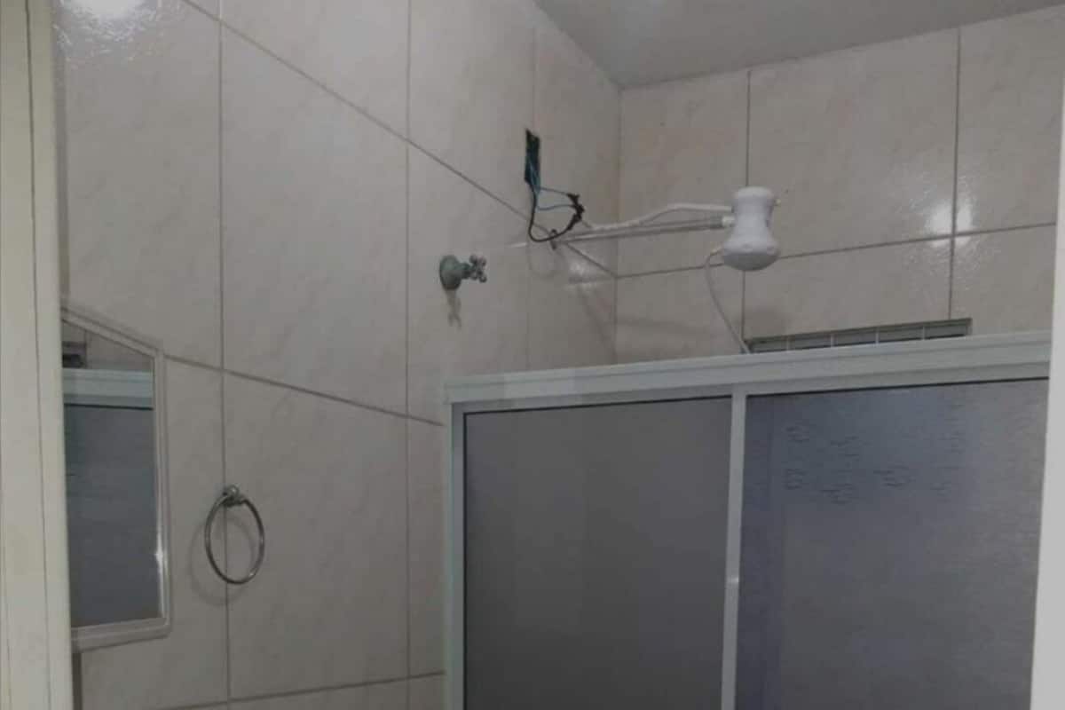 Basic-Doppelzimmer | Badezimmer