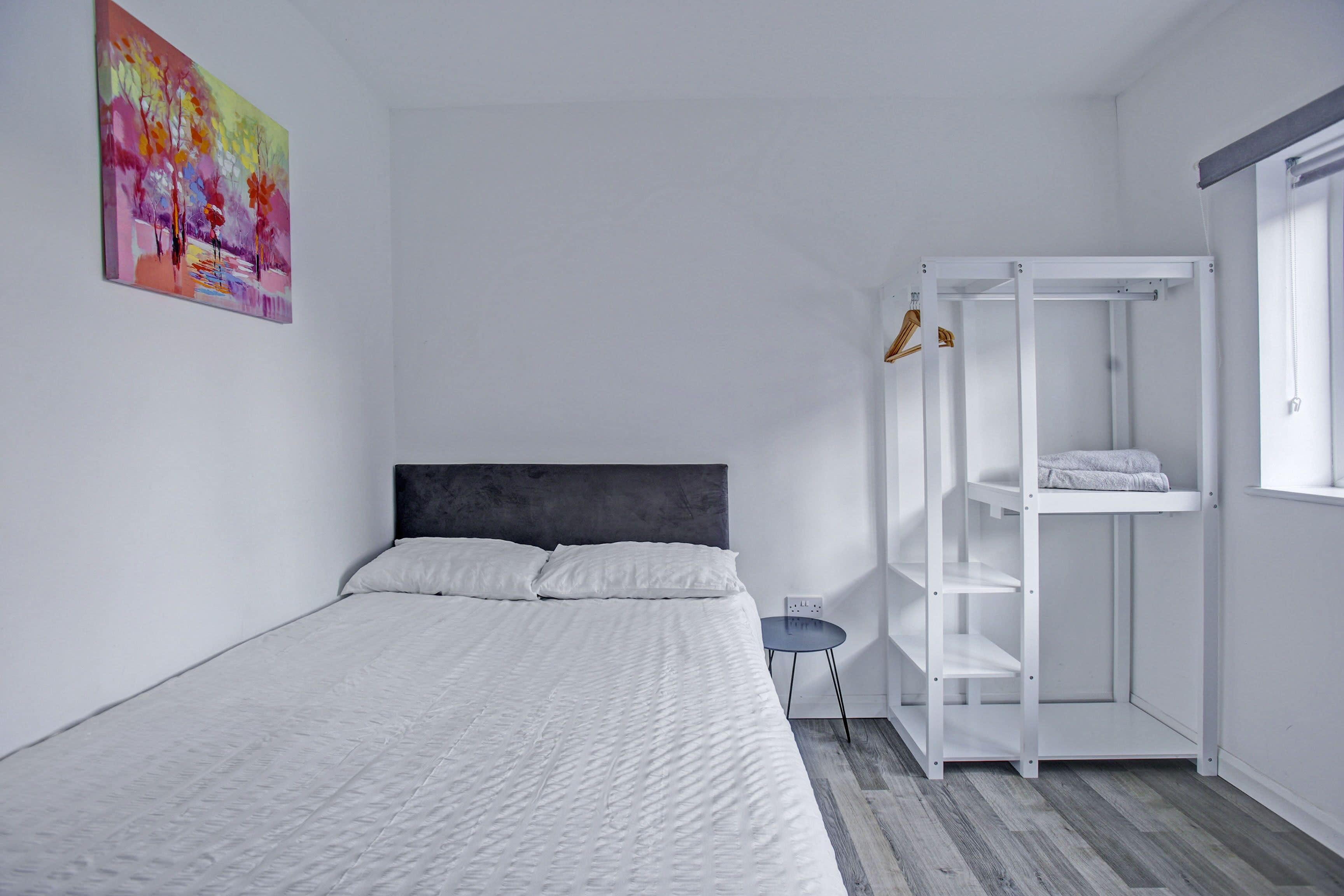 standard double room, 1 double bed | 1 bedroom, desk, bed sheets