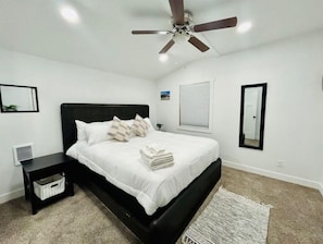 3 dormitorios, tabla de planchar con plancha, wifi gratis y ropa de cama