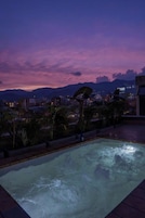 Bañera de hidromasaje exterior